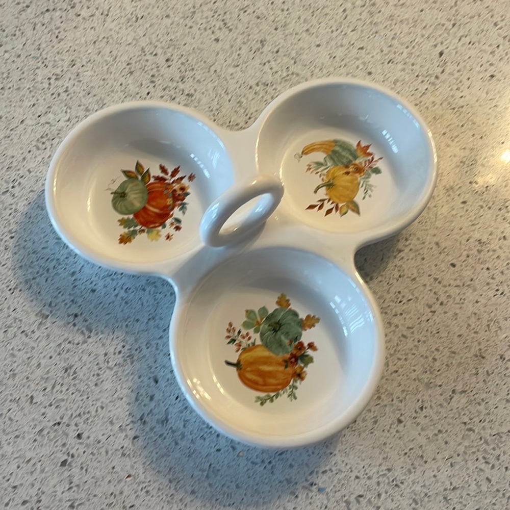 Ashland Cute Fall Decor 3-Bowl Server Tidbit Dish with Loop Handle
